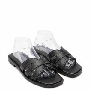 Multi-Strap Crisscross Slide