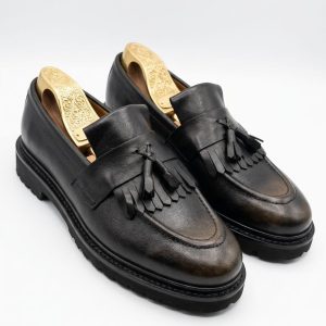 Burnished Kiltie Tassel Loafer