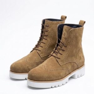 Wingtip Brogue Boots